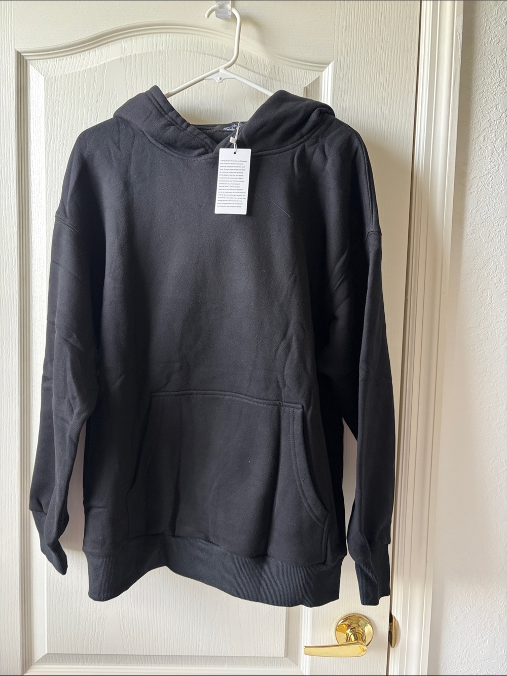 Trendy Queen Black Hooded Sweatshirt size small women’s, new, unisex